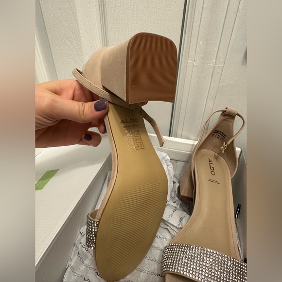 Aldo Pristine Strappy Sandal NEW Size 9 - Picture 2 of 10